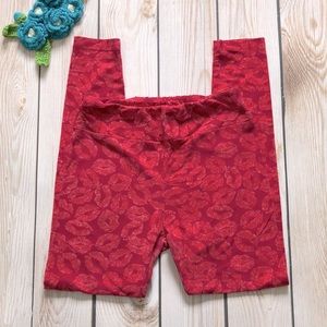LuLaRoe women’s OS lipstick lips leggings